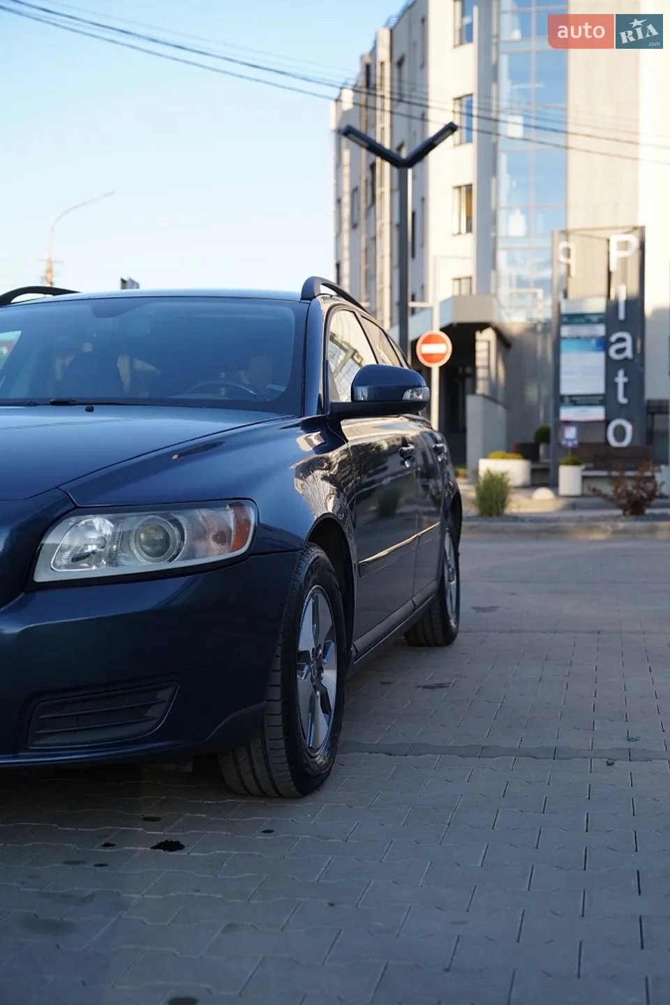 2010 Volvo V50 - мініатюра 3