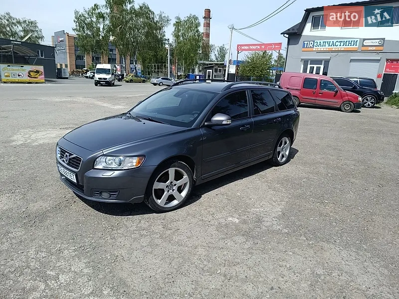 Volvo V50