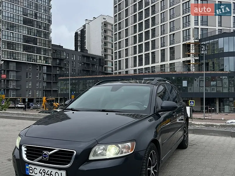 Volvo V50 2010