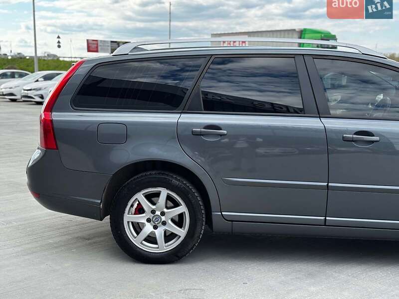Універсал Volvo V50 2011 в Львові фото 9 Універсал Volvo V50 2011 в Львові