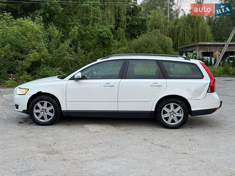 Универсал Volvo V50 2009 в Звягеле