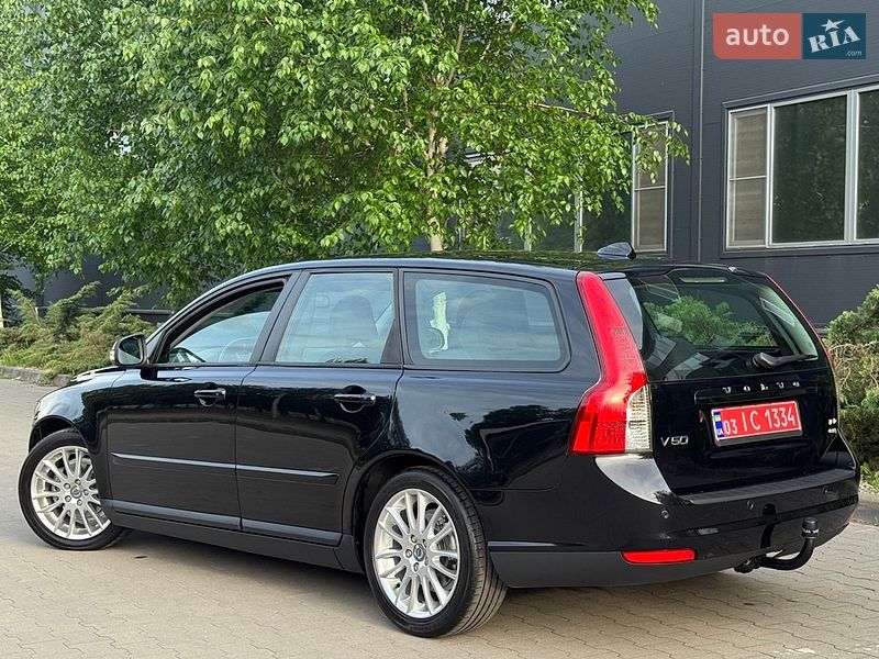 Універсал Volvo V50 2010 в Білій Церкві