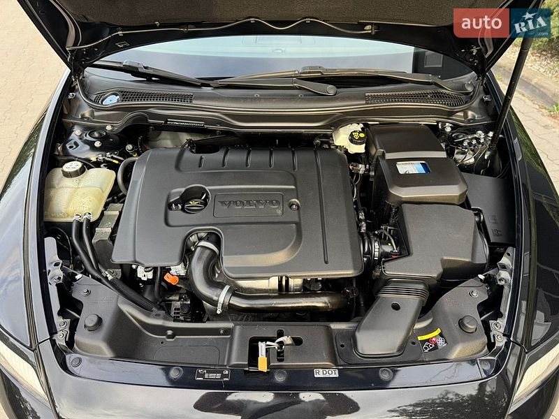 Універсал Volvo V50 2010 в Білій Церкві