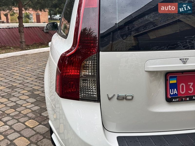 Универсал Volvo V50 2012 в Луцке