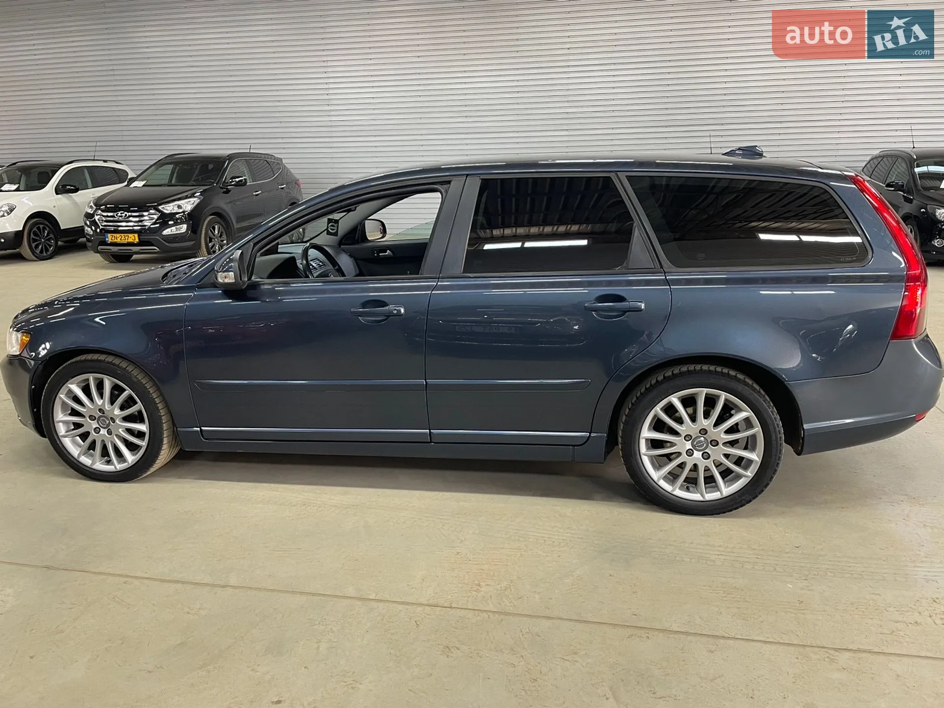 2010 Volvo V50 - мініатюра 6