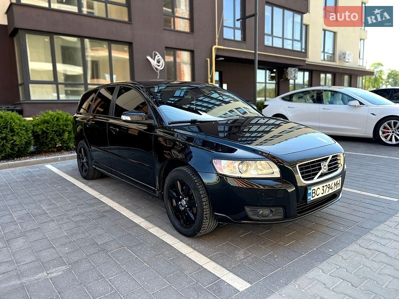 Универсал Volvo V50 2007 в Городке