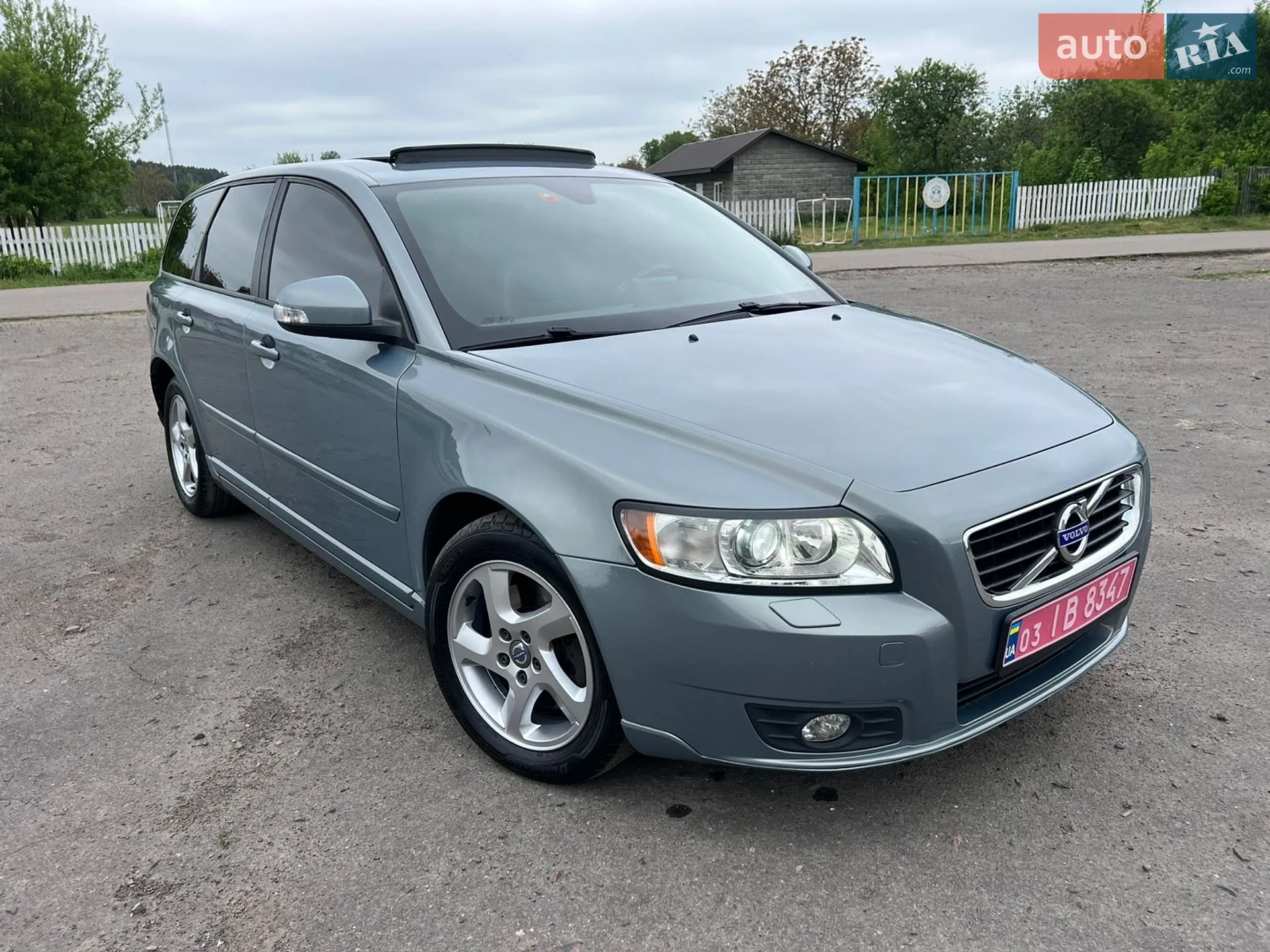 2011 Volvo V50 - мініатюра 4