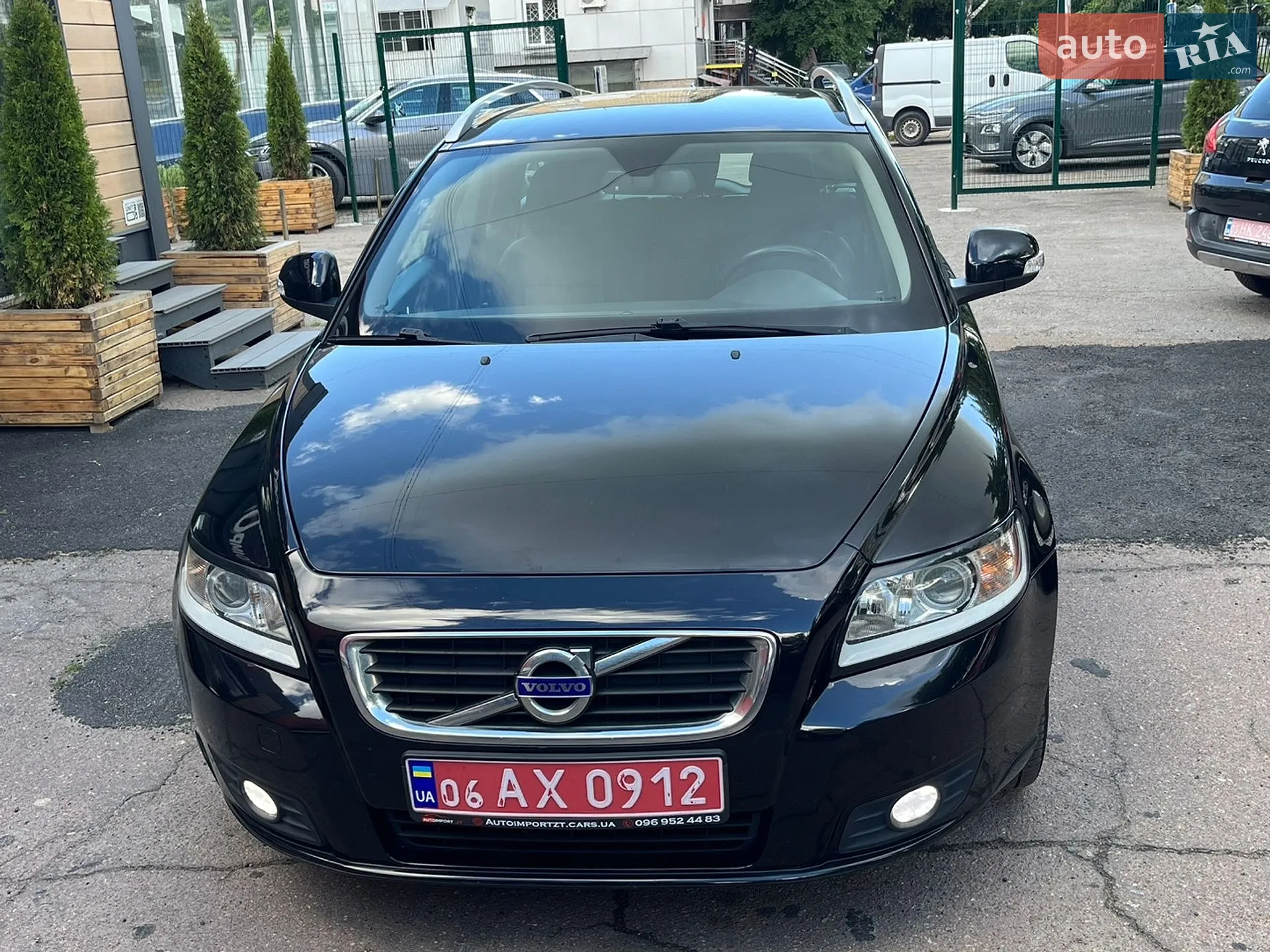 2011 Volvo V50 - мініатюра 3