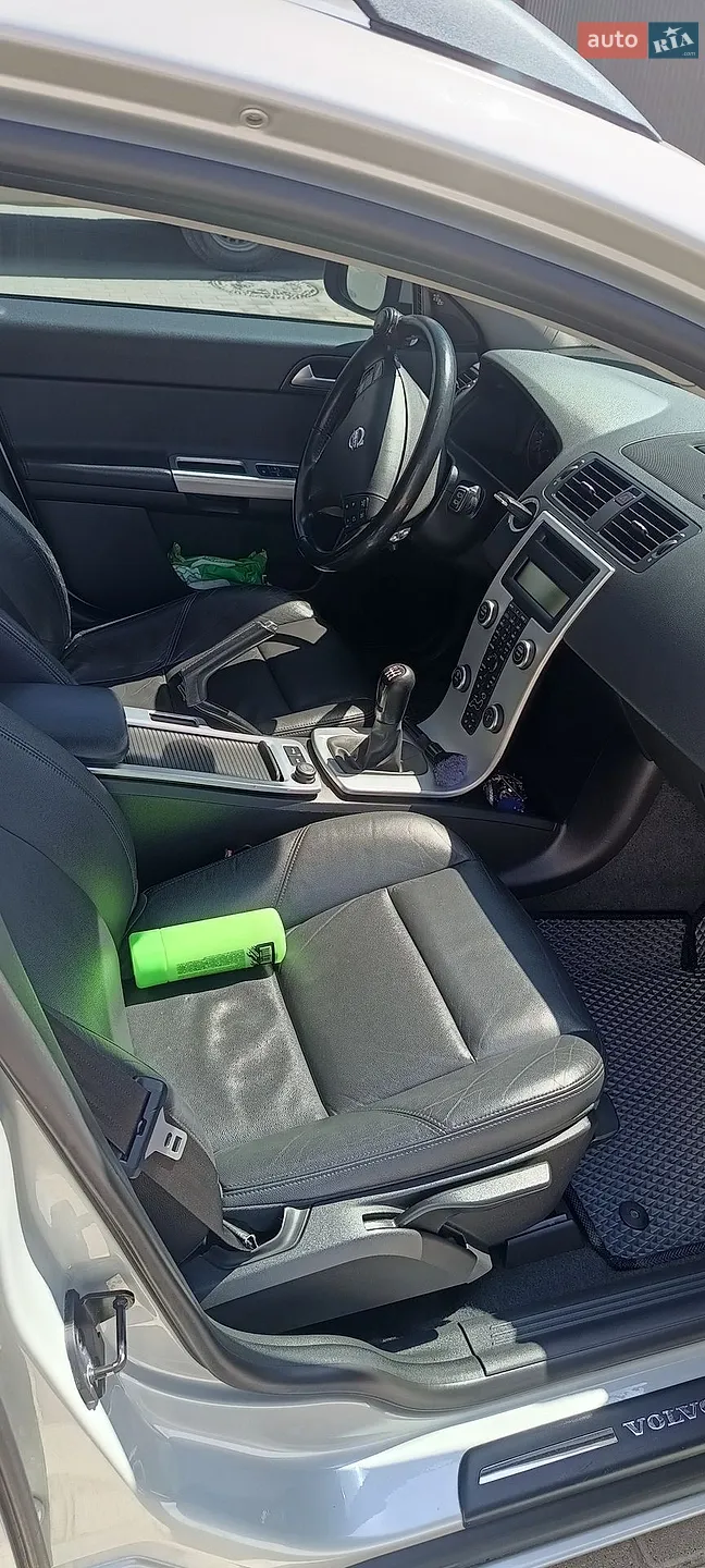 2011 Volvo V50 - мініатюра 12