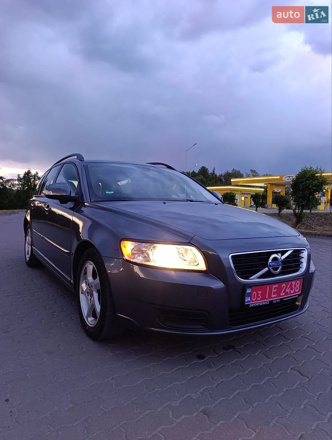2011 Volvo V50 - мініатюра 2