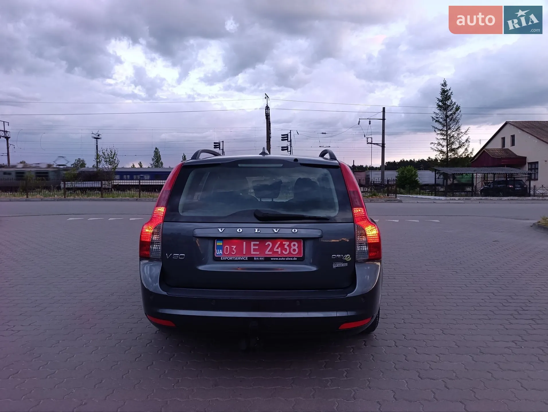 2011 Volvo V50 - мініатюра 13