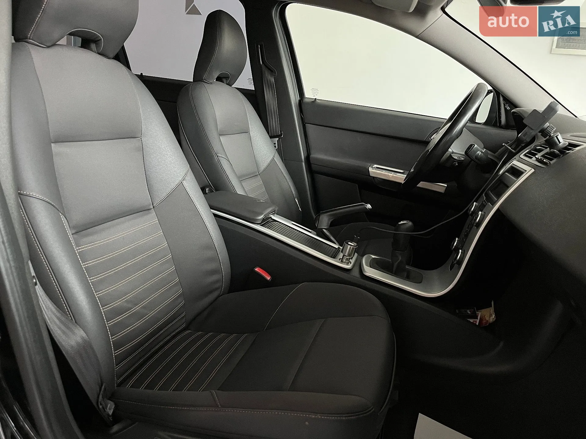 2010 Volvo V50 - мініатюра 18