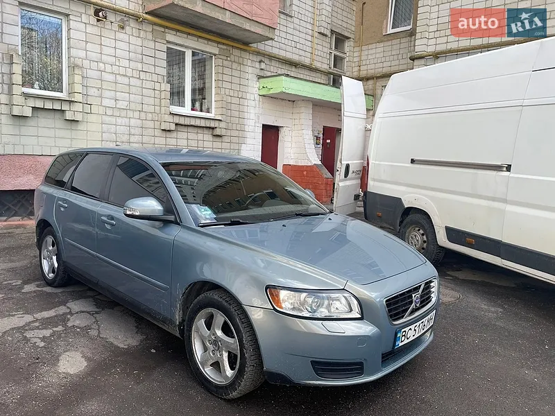Volvo V50 2009