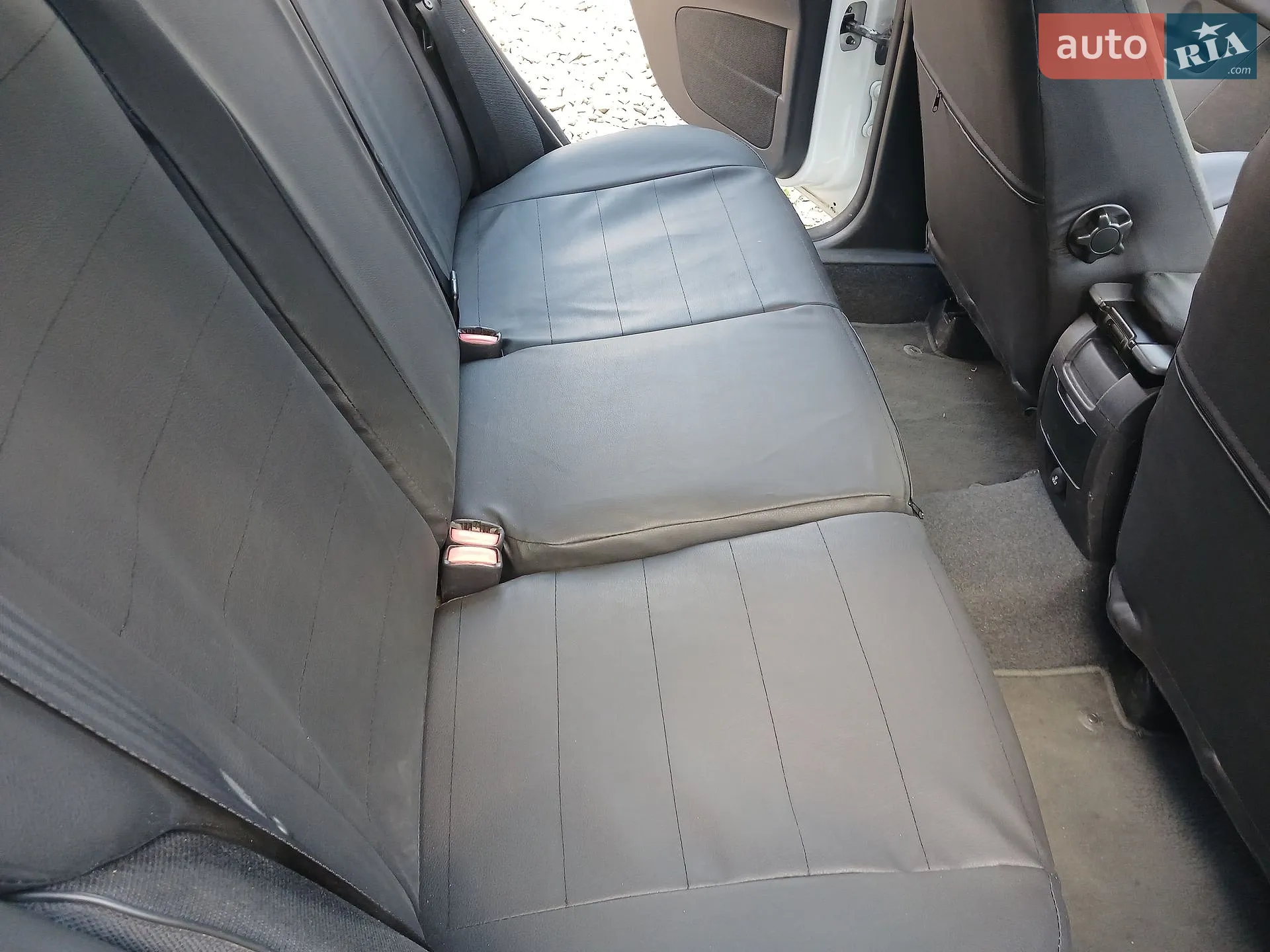 2011 Volvo V50 - мініатюра 5
