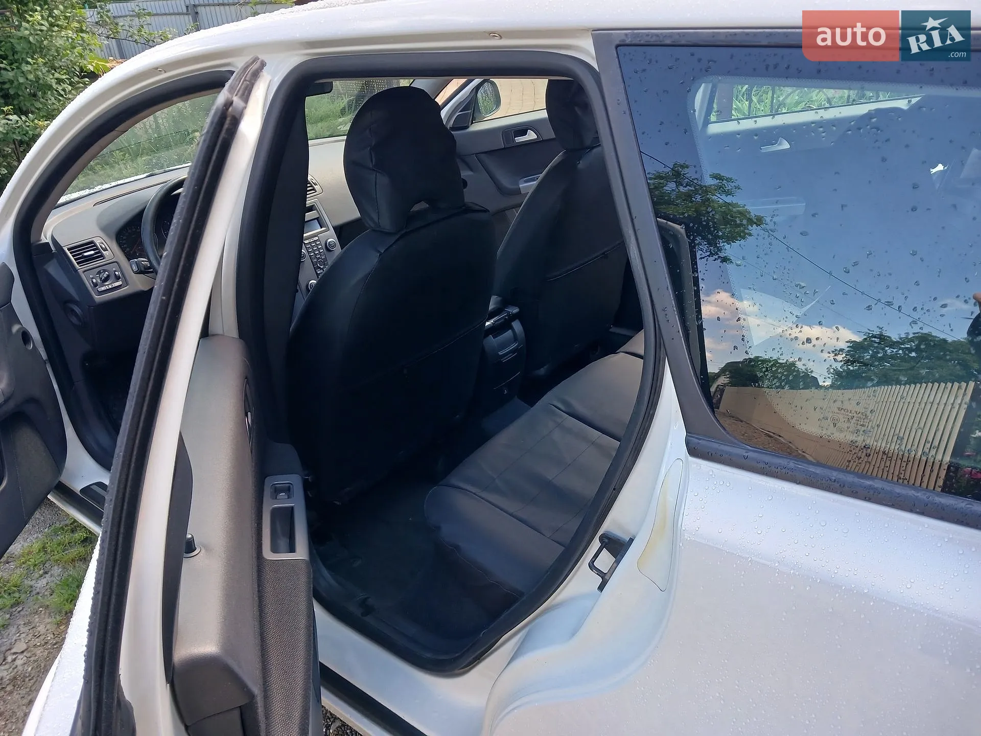 2011 Volvo V50 - мініатюра 13
