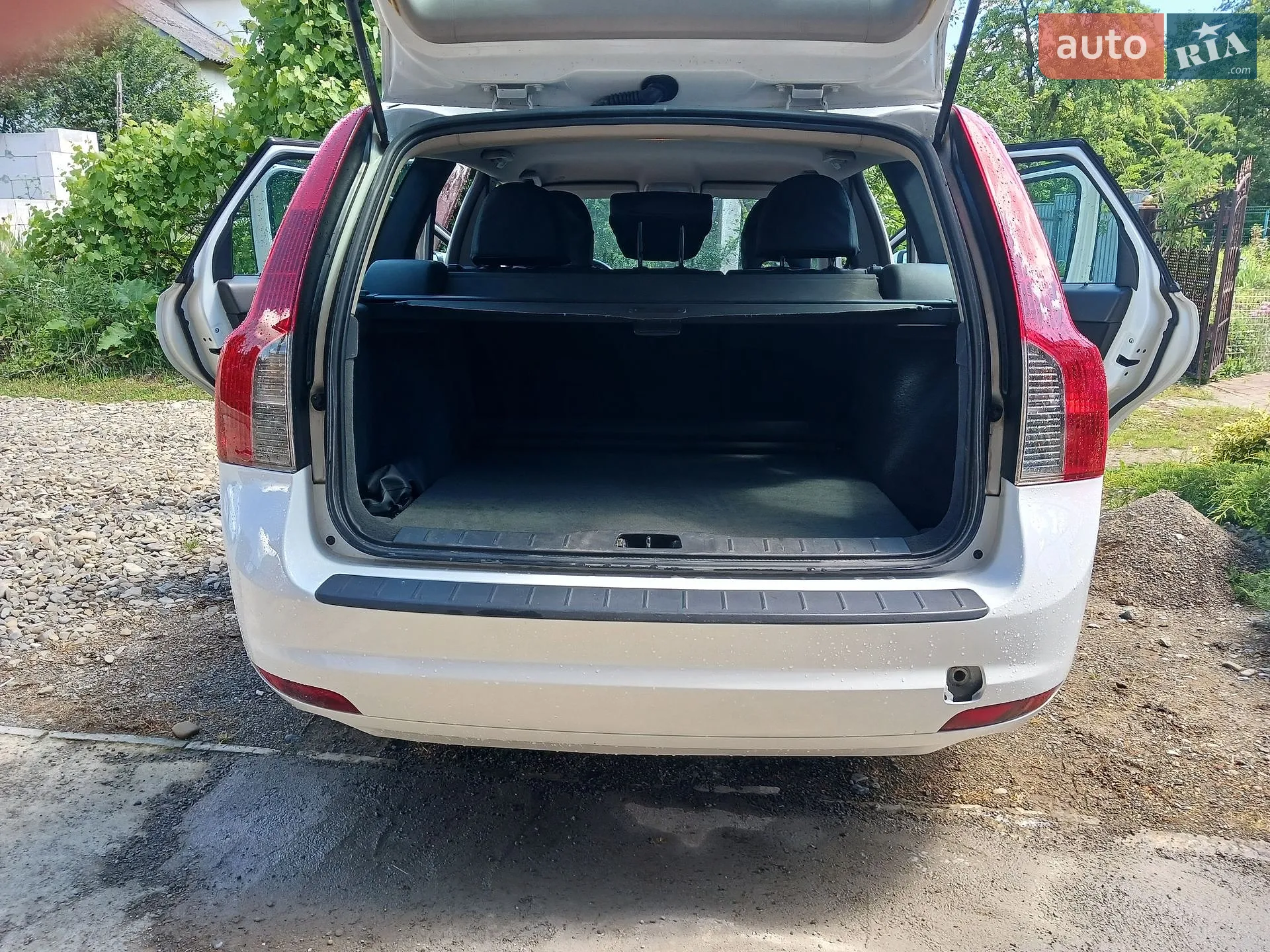 2011 Volvo V50 - мініатюра 14