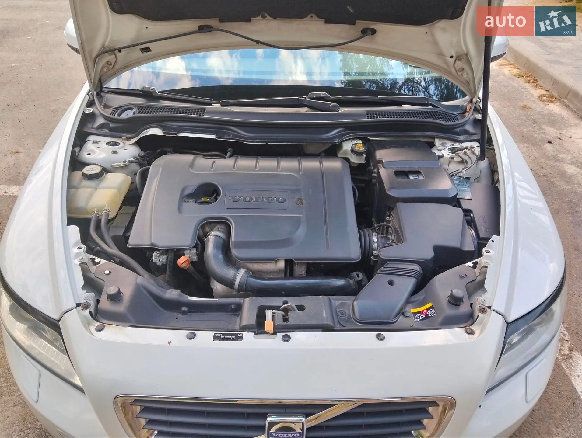 2010 Volvo V50 - мініатюра 10