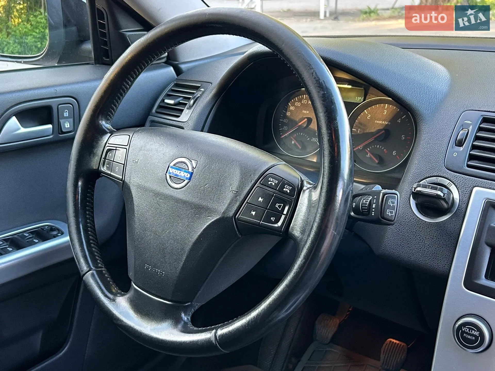 2010 Volvo V50 - мініатюра 11