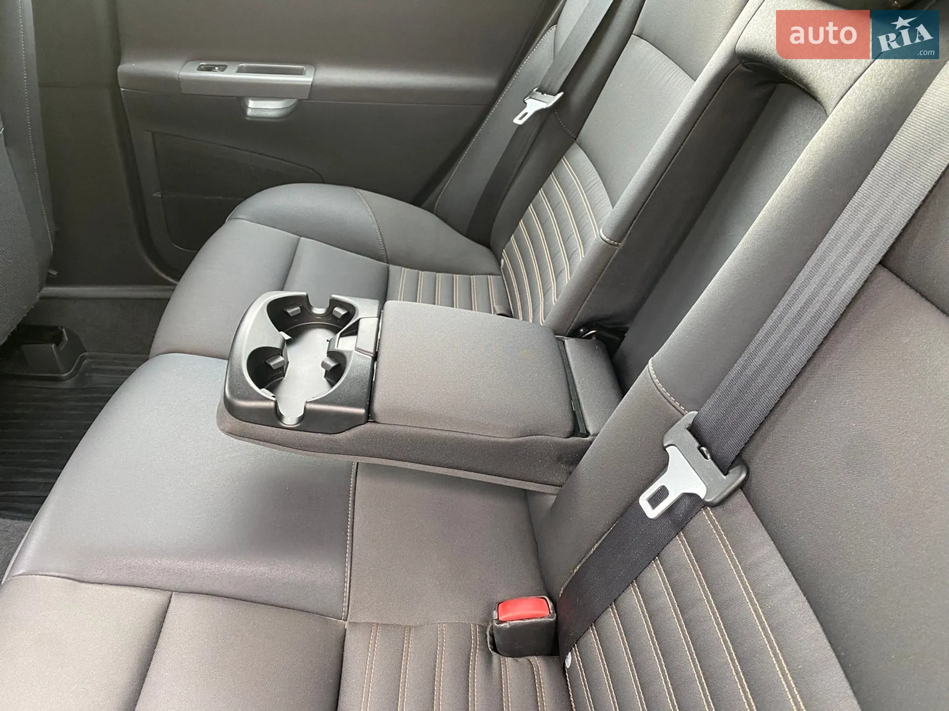 2010 Volvo V50 - мініатюра 26