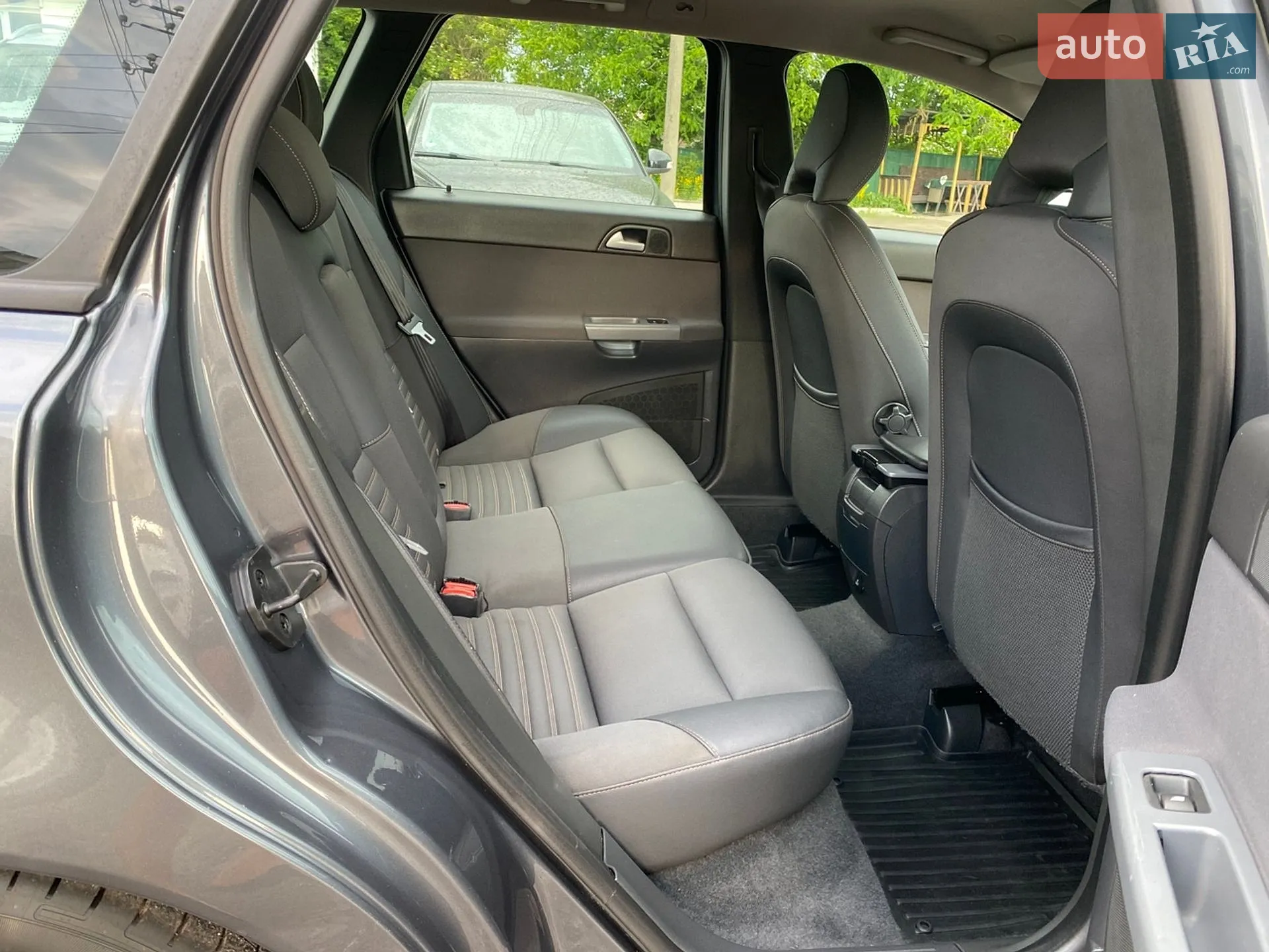 2010 Volvo V50 - мініатюра 31