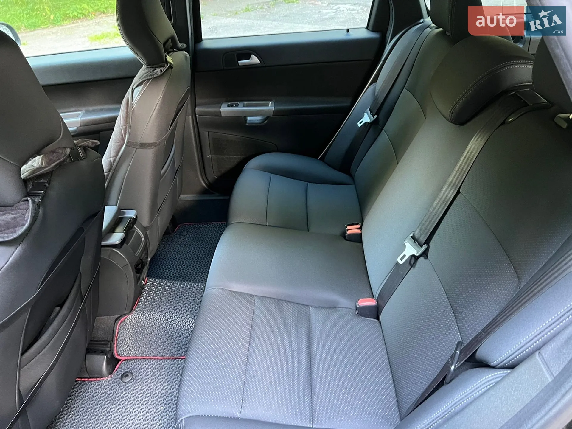 2011 Volvo V50 - мініатюра 27