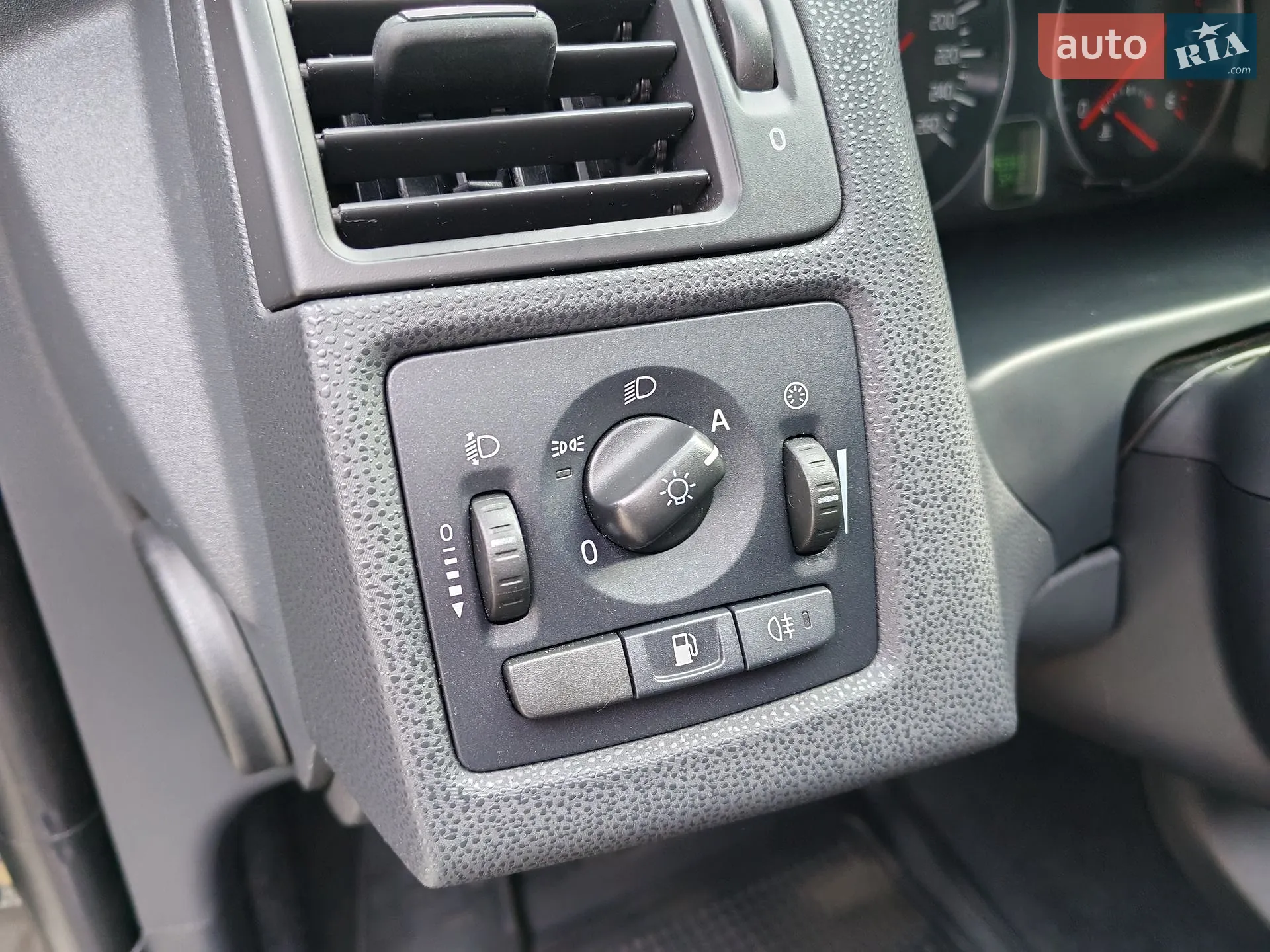 2011 Volvo V50 - мініатюра 28