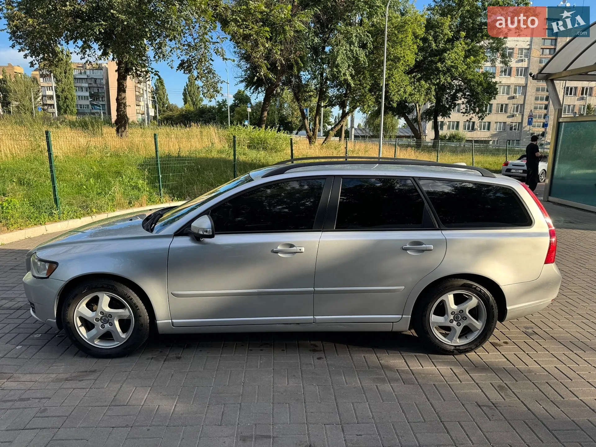 2010 Volvo V50 - мініатюра 2