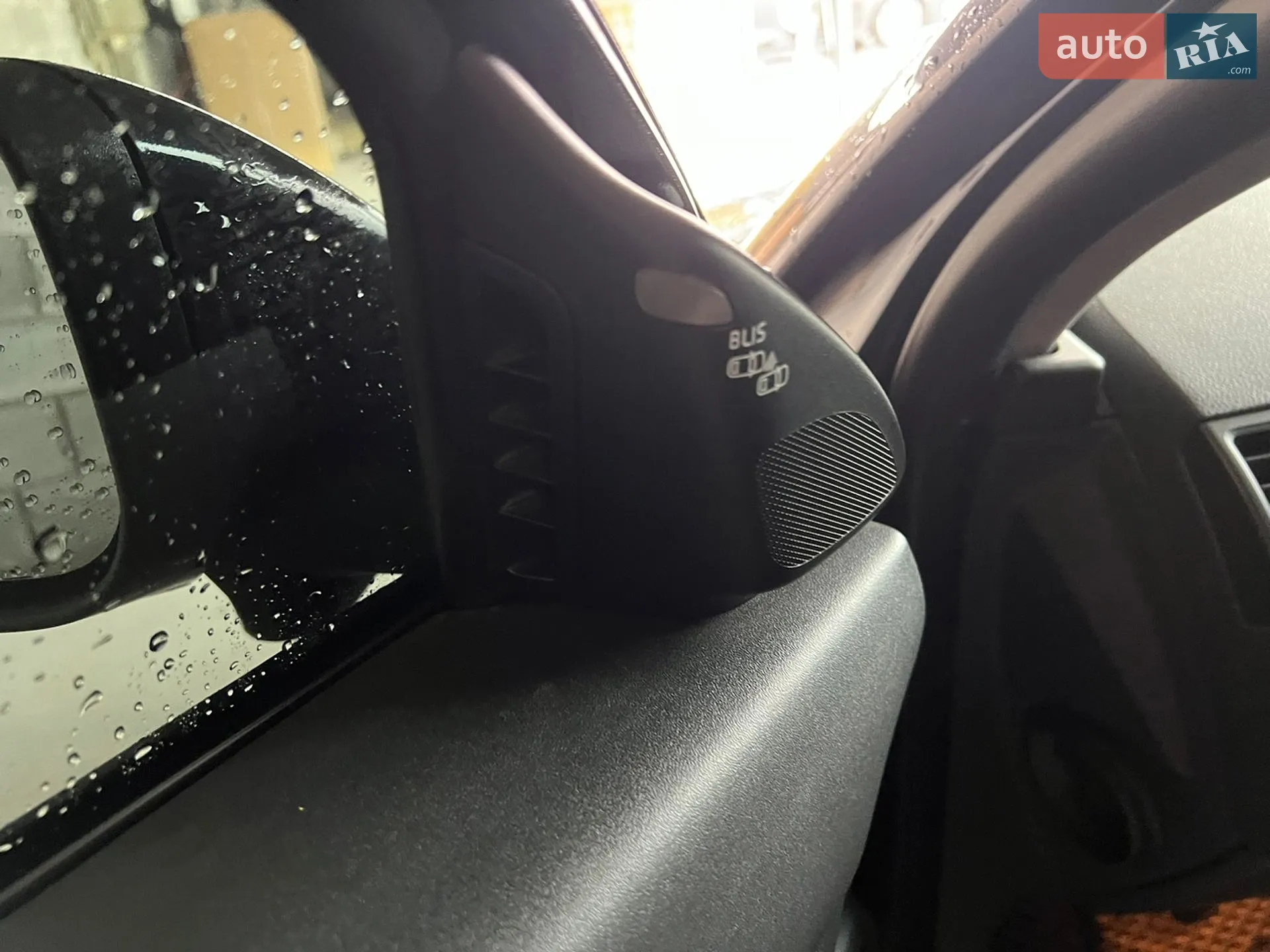 2010 Volvo V50 - мініатюра 9