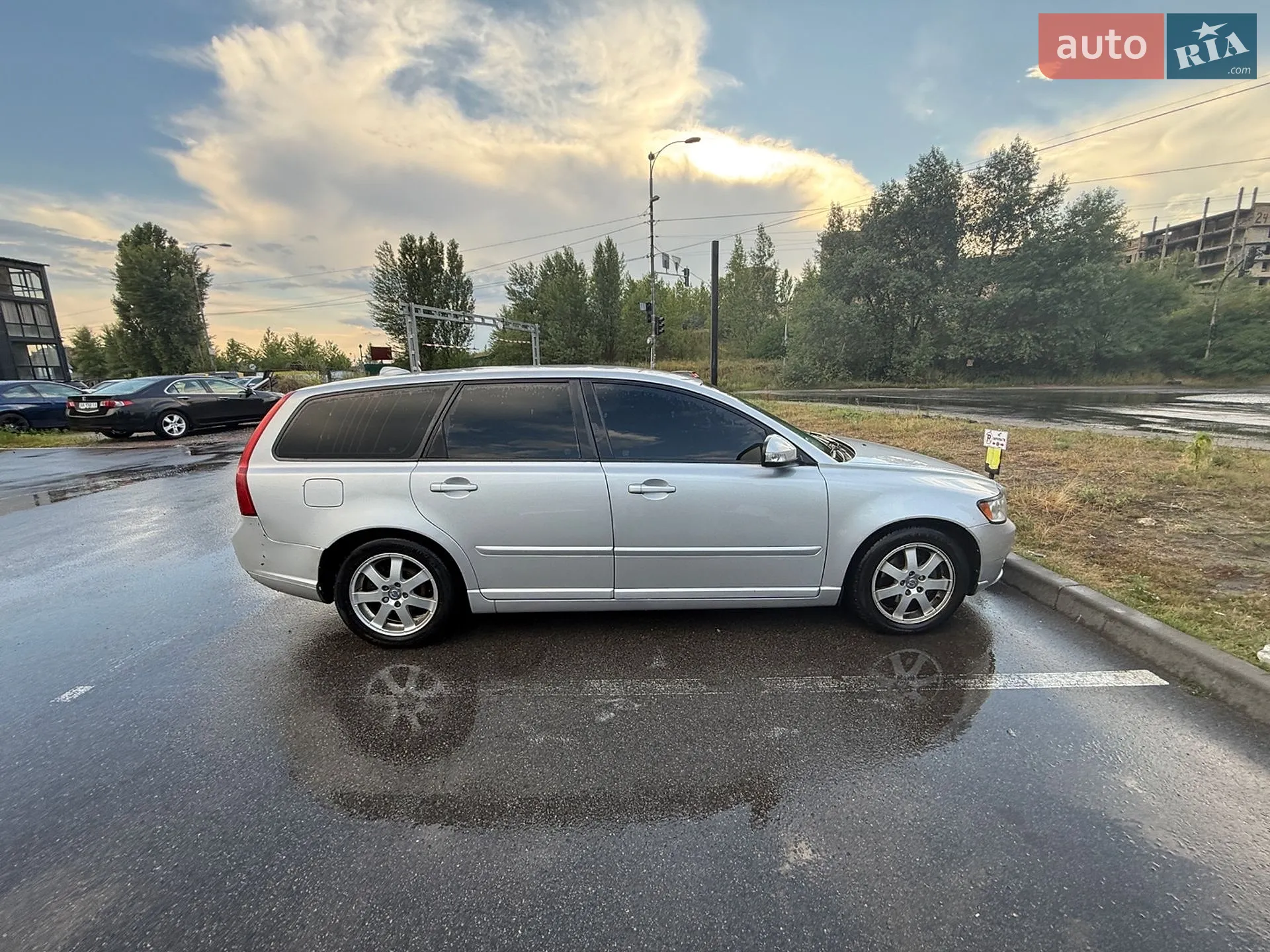 2011 Volvo V50 - мініатюра 3