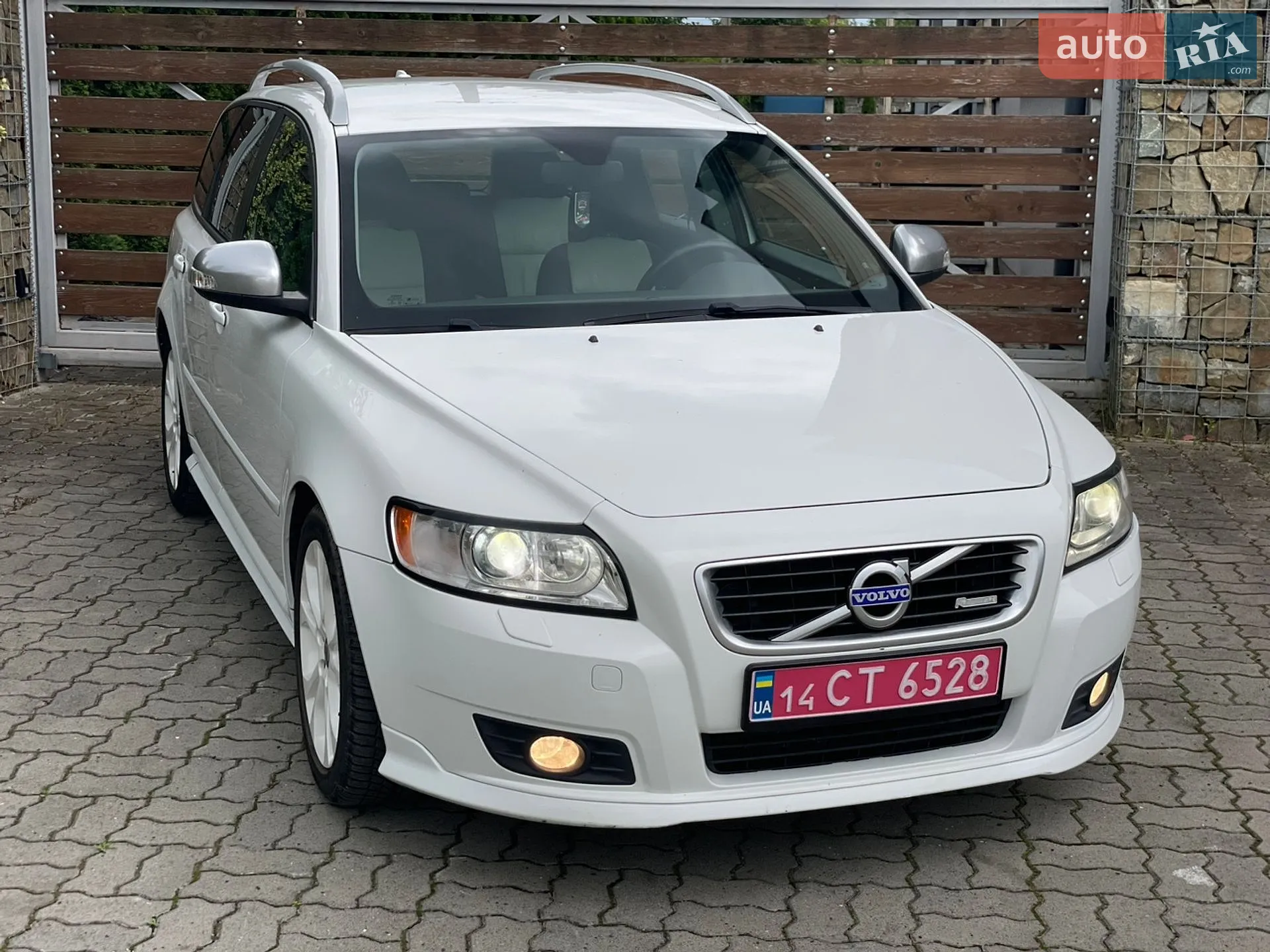 2011 Volvo V50 - мініатюра 10