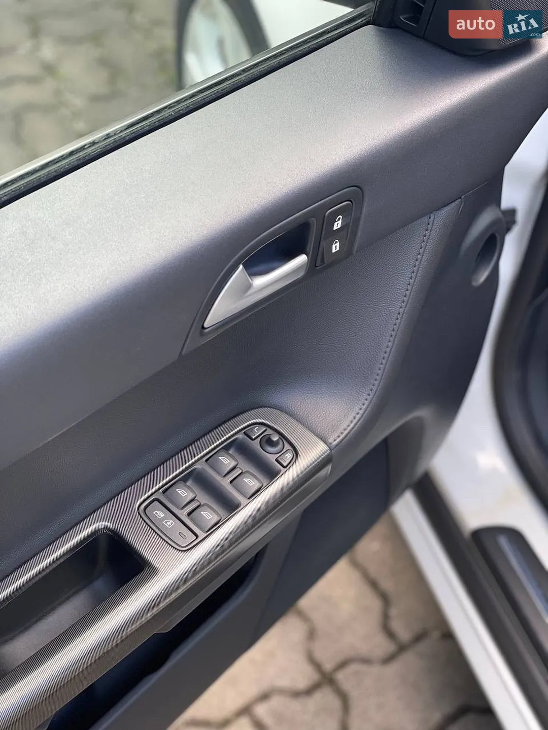 2011 Volvo V50 - мініатюра 99