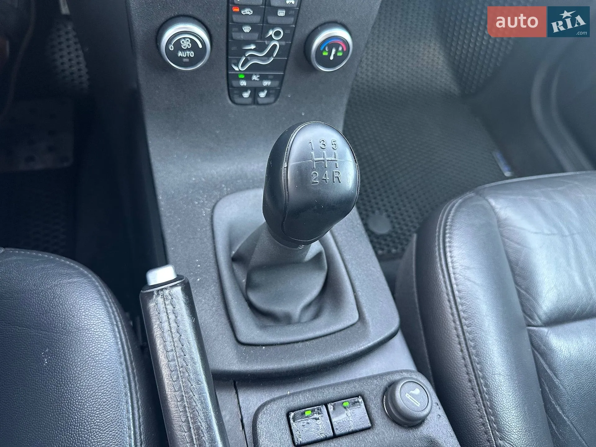 2010 Volvo V50 - мініатюра 16