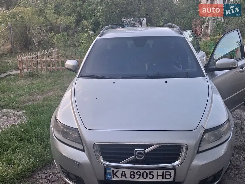 Volvo V50