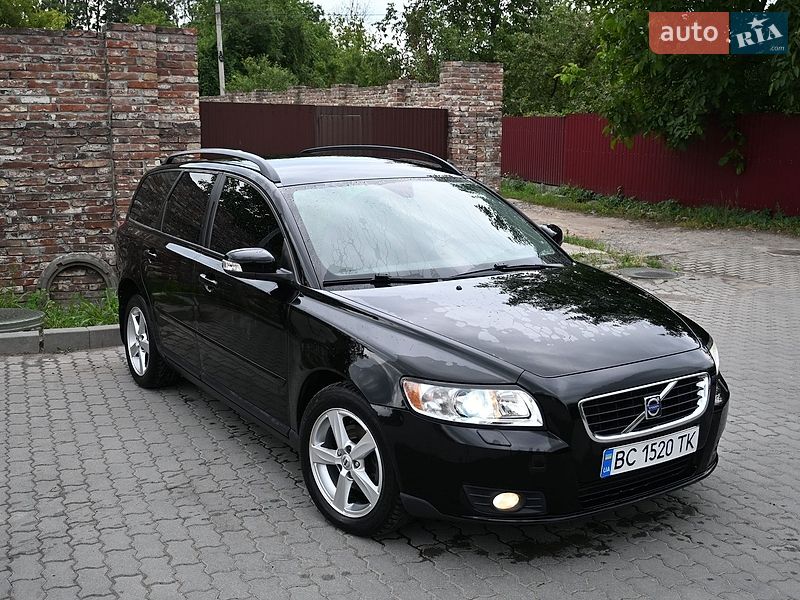Универсал Volvo V50 2009 в Львове