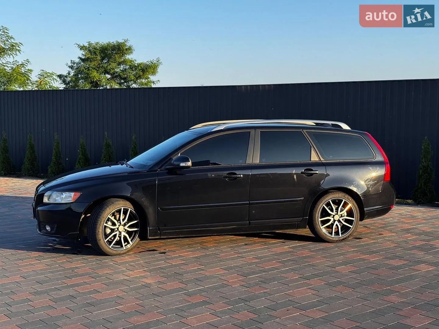 2011 Volvo V50 - мініатюра 8