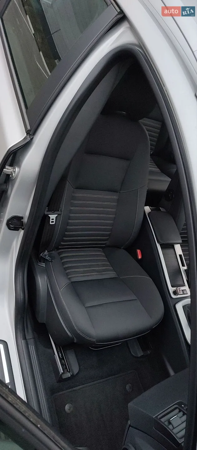 2011 Volvo V50 - мініатюра 13