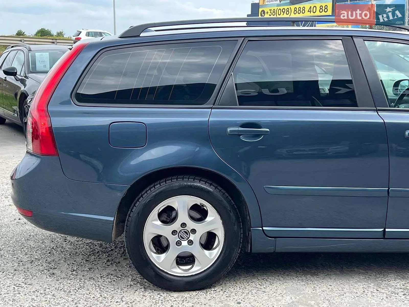2010 Volvo V50 - мініатюра 10