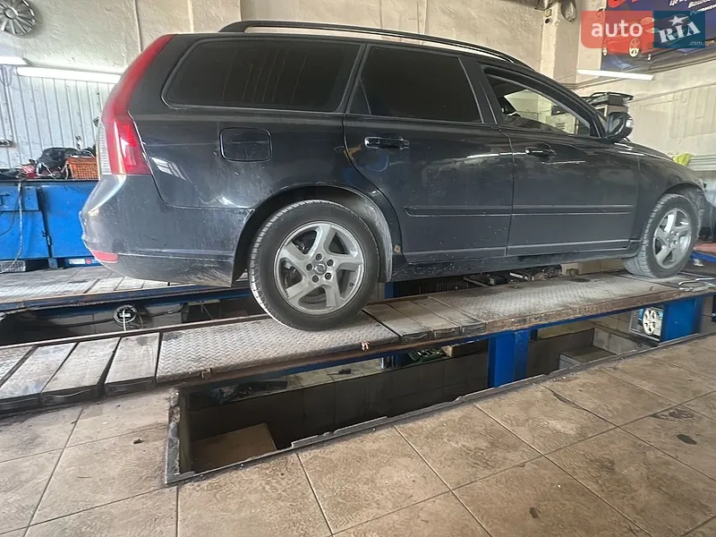 Volvo V50 2012
