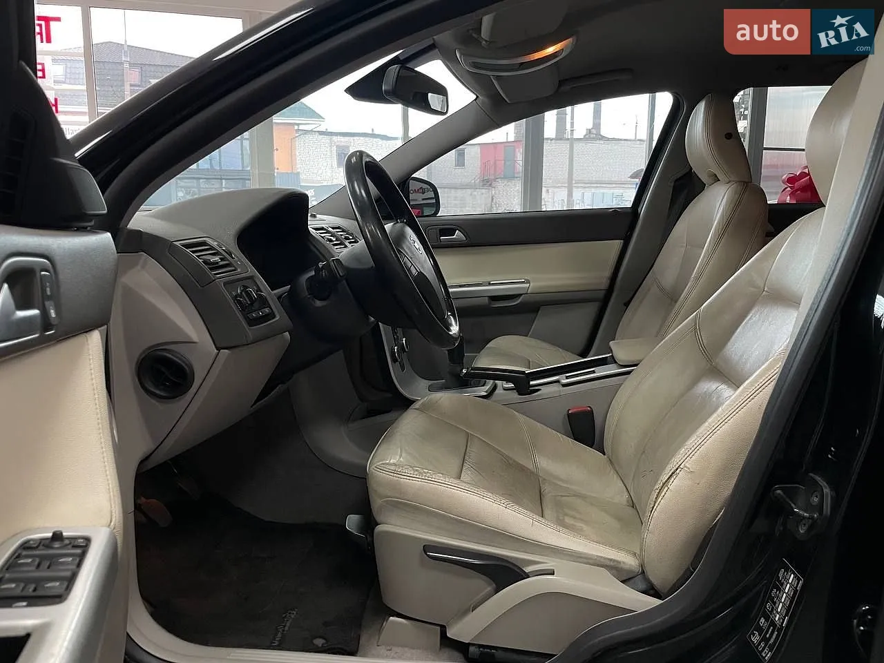 2010 Volvo V50 - мініатюра 13