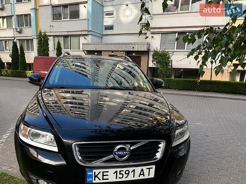 Універсал Volvo V50 2012 в Полтаві