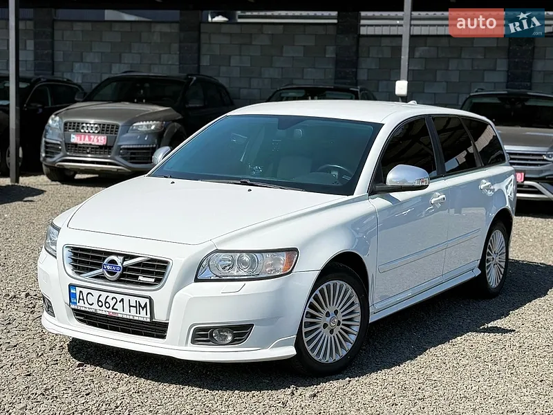 Volvo V50