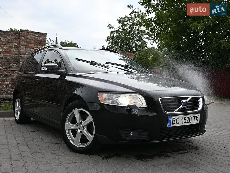 Volvo V50 2009
