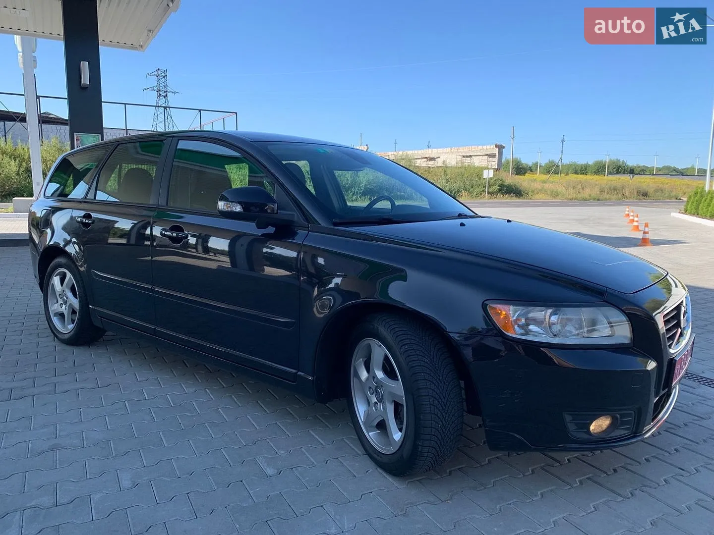 2011 Volvo V50 - мініатюра 2