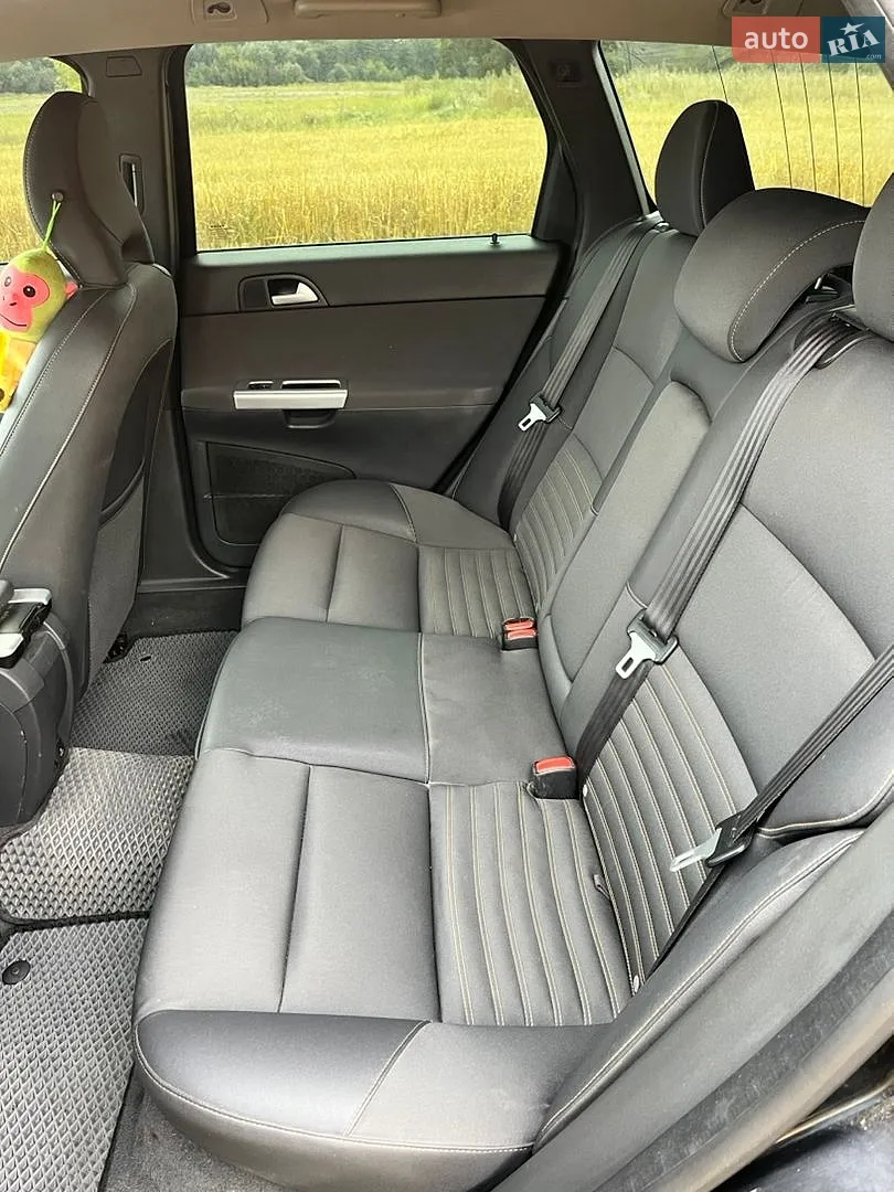 2010 Volvo V50 - мініатюра 7
