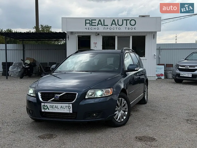 Volvo V50