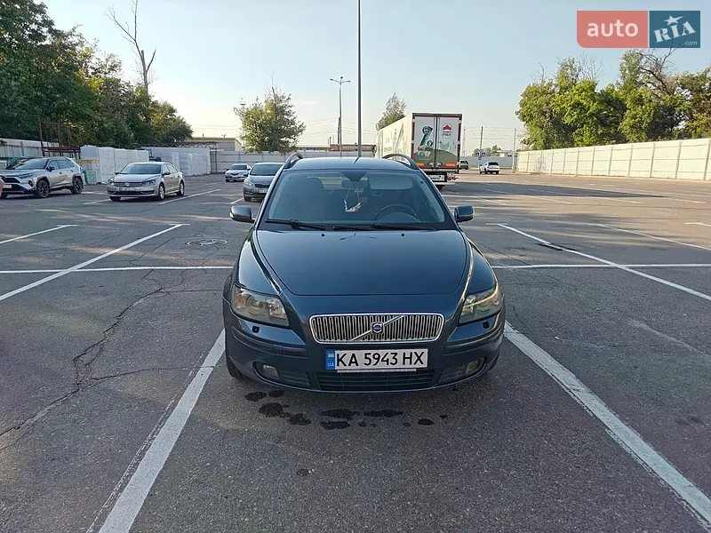 Volvo V50