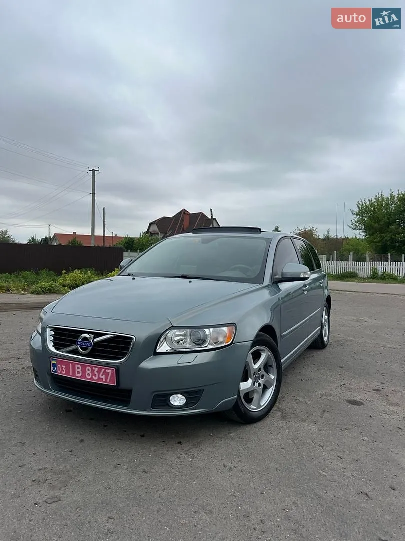 2011 Volvo V50 - фото 1