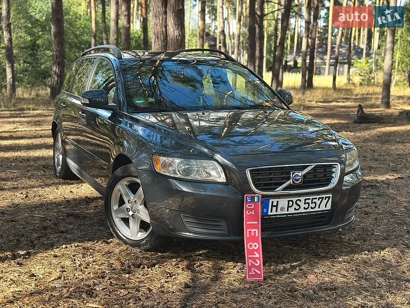 Volvo V50