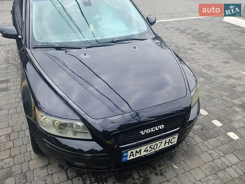 Volvo V50 2004