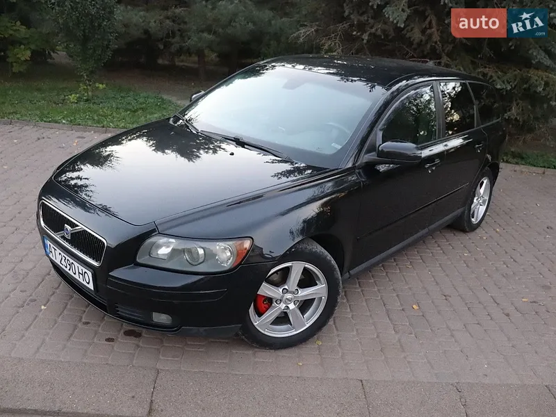 Volvo V50